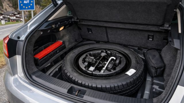 Driving in Europe ? Know the Spare wheel requirements